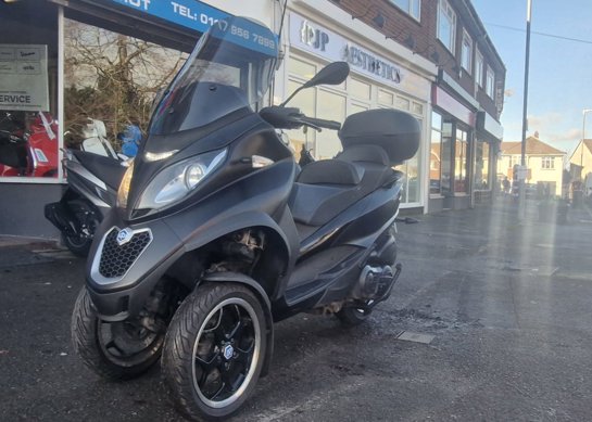 Piaggio MP3 500 
