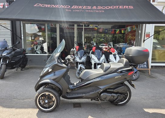 Piaggio MP3 500