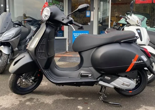 Vespa GTS Supersport 300