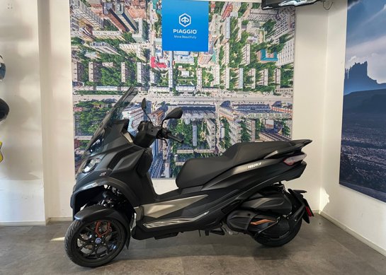 Piaggio MP3 530