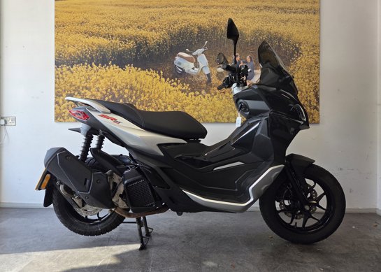 Aprilia SR GT 125