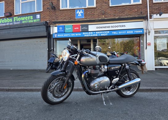 Triumph Thruxton 1200